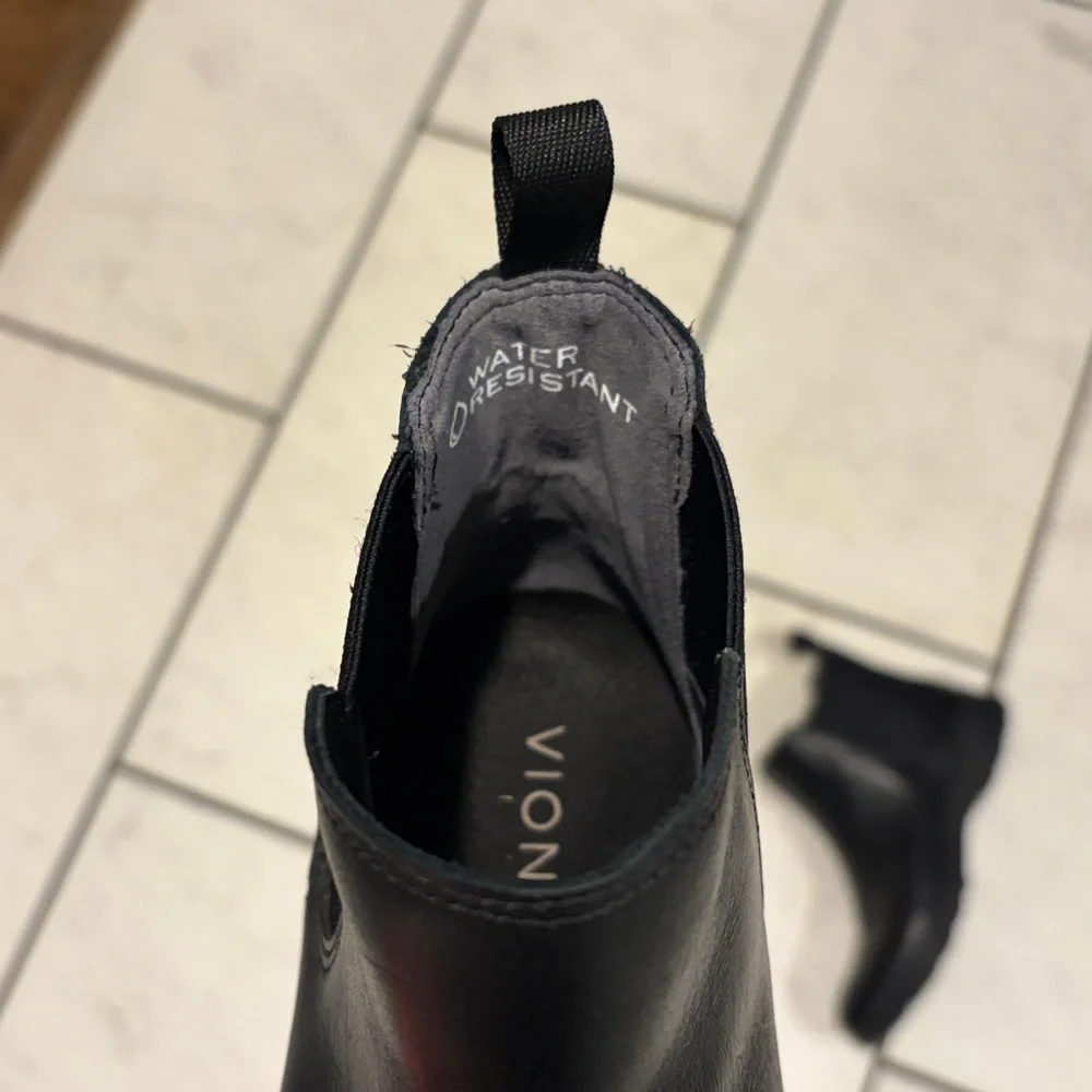 Vionic Chelsea Boots - Picture 5 of 5